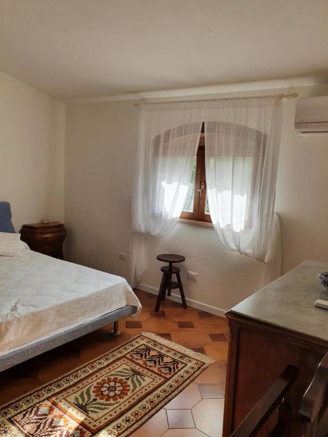 La Latomia Villa Nei Pressi Del Teatro Greco Syrakusa Exteriör bild